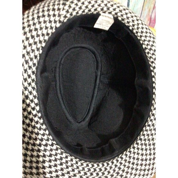 NEW Houndstooth Fedora Trilby Wool Blend Hat Flower Accent Side One Size 🧸 - Picture 10 of 13